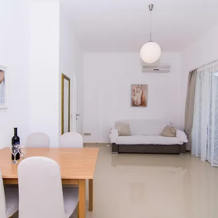 Lägenhet Juric Trogir